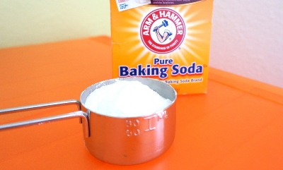 images/thumbnail/baking-soda-la-mot-chat-tay-rua-can-thiet-trong-ve-sinh-nha-cua_tbn_1571709404.jpg