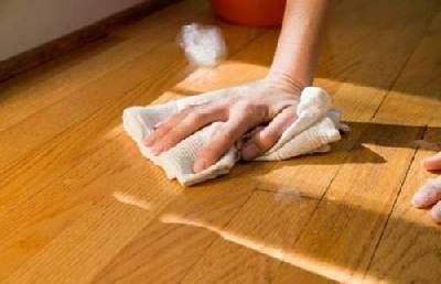 Cách để xử lý tình trạng sàn nhà bị ẩm -  vệ sinh dọn dẹp trở nên dễ dàng, nhanh chóng và hiệu quả hơn. Tuy nhiên không phải người sử dụng nào cũng sử dụng đúng cách loại máy này.

Lý do bạn nên nắm rõ cách sử dụng máy hút bụi?
H