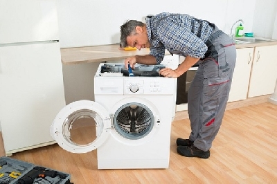 Cách tháo lắp máy giặt chi tiết và đơn giản - à nẵng sẽ có nhân viên kĩ thuật của hãng đến tận nhà để giúp lắp đặt thiết bị và hướng dẫn bạn cách sử dụng sản phẩm. Trong quá trình lắp đặt máy giặt nếu không có sự hiểu biết v