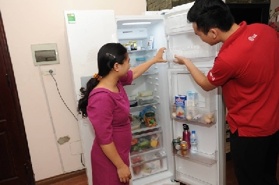 Những thói quen vô tình làm giảm tuổi thọ tủ lạnh -  ai cũng biết cũng biết sử dụng tủ lạnh đúng cách.

Sai lầm khi trữ thực phẩm quá lâu trong tủ lạnh
Vai trò của tủ lạnh là nó bảo quản thực phẩm, ngăn chặn một phần nào sự gia tăng của m