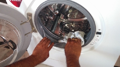 Vệ sinh máy hút bụi viper thường xuyên sẽ tốt hơn - n. Với tần suất sử dụng khoảng từ 3-4 lần/tuần thì bạn có thường xuyên lau chùi, vệ sinh máy giặt không? Để giúp máy giặt luôn được bền như mới thì việc chăm sóc, vệ sinh đều đặn rất q